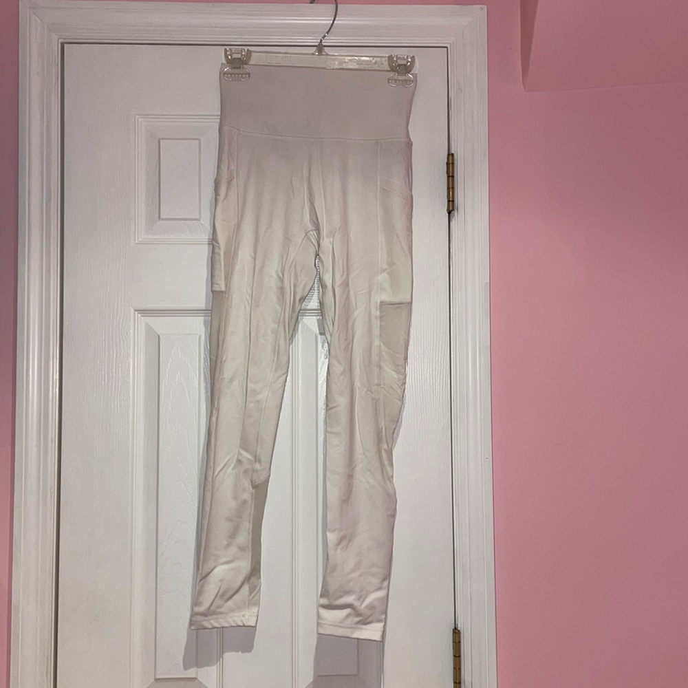 White aerie leggings